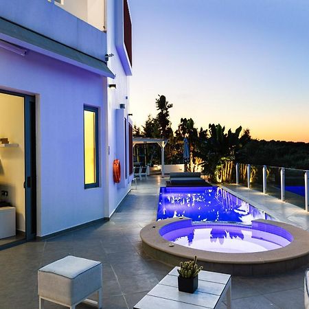 Chara Sensory Luxury Villa With Heated Pool & Gym, By Thinkvilla Pánormos Buitenkant foto