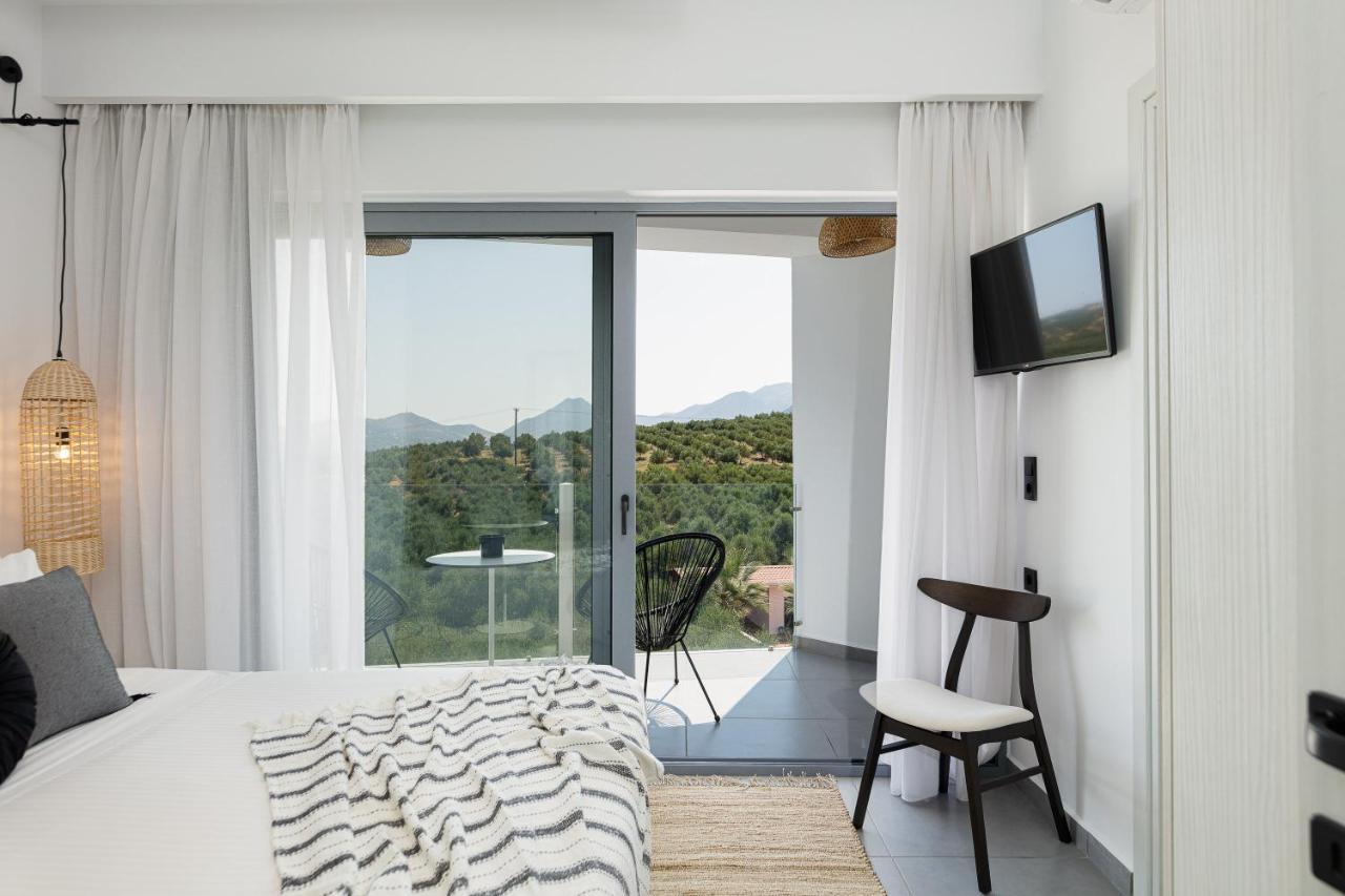 Chara Sensory Luxury Villa With Heated Pool & Gym, By Thinkvilla Pánormos Buitenkant foto