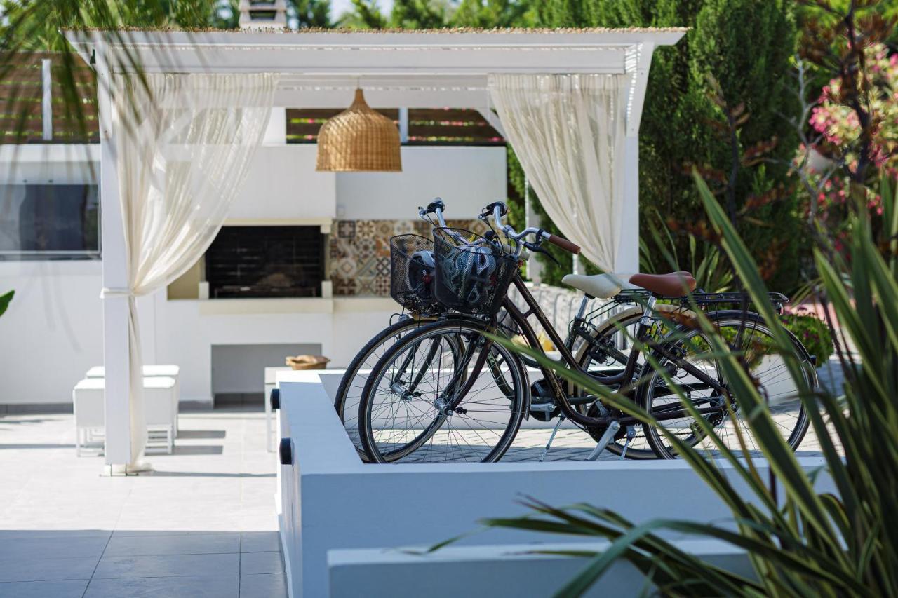 Chara Sensory Luxury Villa With Heated Pool & Gym, By Thinkvilla Pánormos Buitenkant foto