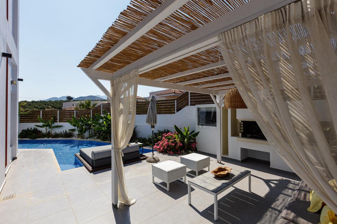 Chara Sensory Luxury Villa With Heated Pool & Gym, By Thinkvilla Pánormos Buitenkant foto
