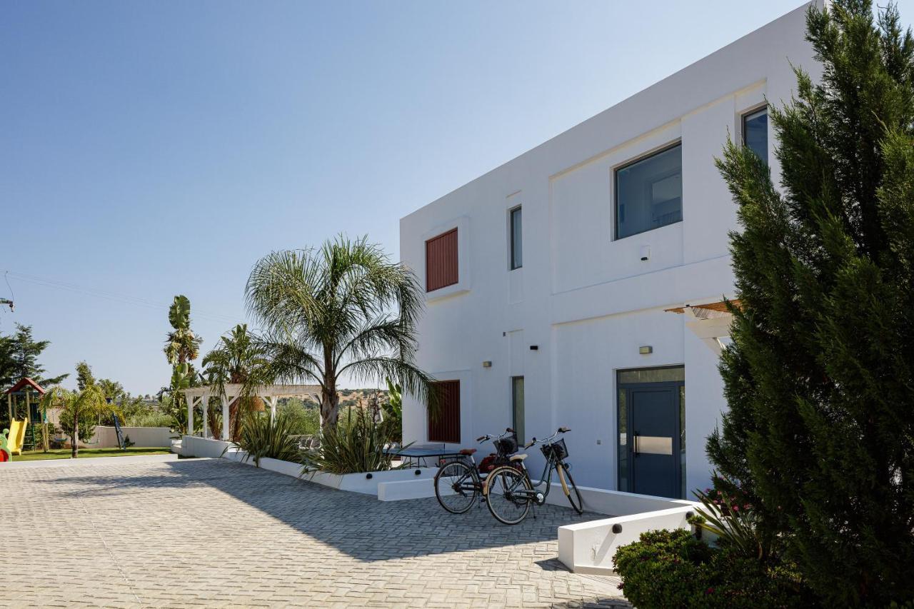 Chara Sensory Luxury Villa With Heated Pool & Gym, By Thinkvilla Pánormos Buitenkant foto